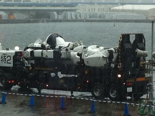 Illustration for article titled Giant Patlabor Mecha Withstands a Real Typhoon